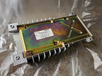 03 04 05 06 GMC CHEVY CADILLAC Escalade BOSE AMP OEM 15199992 pre