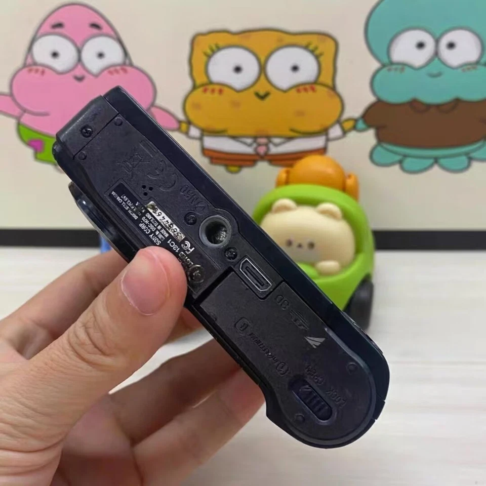 Sony Cyber-shot DSC-H70 16.1MP 10x Optical Zoom Digital Camera - Black - Image 4 of 4