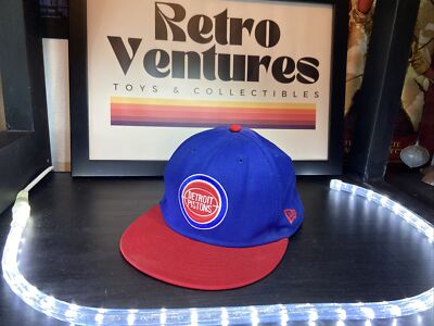 New Era 2Tone 9Fifty Detroit Pistons Fitted Hat 7 5/8 Hardwood Classic Preowned