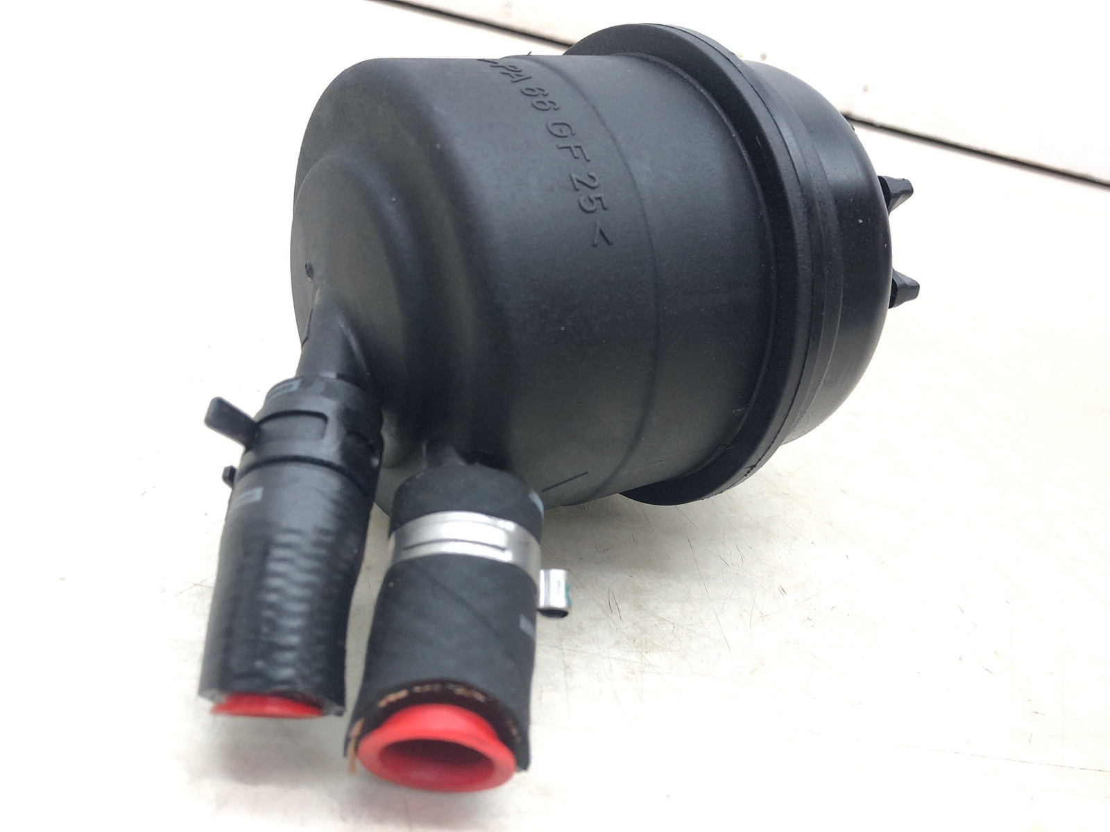 2009 ASTON MARTIN VANTAGE POWER STEERING FLUID RESERVOIR TANK 4G43-3R700-AB OEM