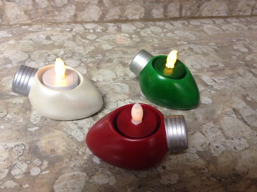 NEW Christmas Light Bulb Battery Operated Tea Light Candle - 第 1/4 張圖片
