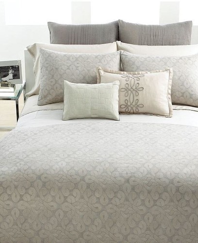 1 Vera Wang Love Knots euro sham - Picture 3 of 3