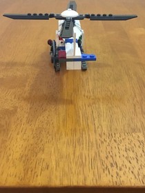 LEGO CITY 7741 POLICE HELICOPTER correct mini figure & accessories 100% Complete