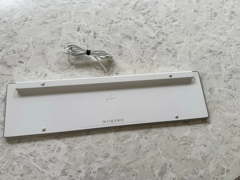 Set Apple Keyboard (USB) con tastierino numerico - Immagine 2 di 3