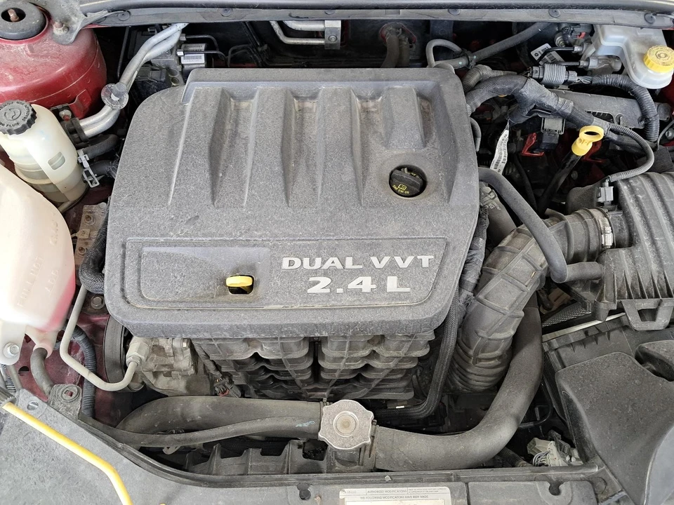 Espejo retrovisor interior delantero central usado se adapta a: Dodge Avenger 2014 atenuación manual Foto 2 de 4