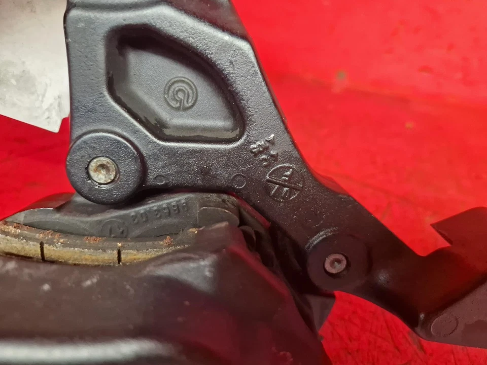 Pinza de freno trasera Harley Davidson FLHTK Ultra Limited 2018 1,7 L gasolina Foto 4 de 4