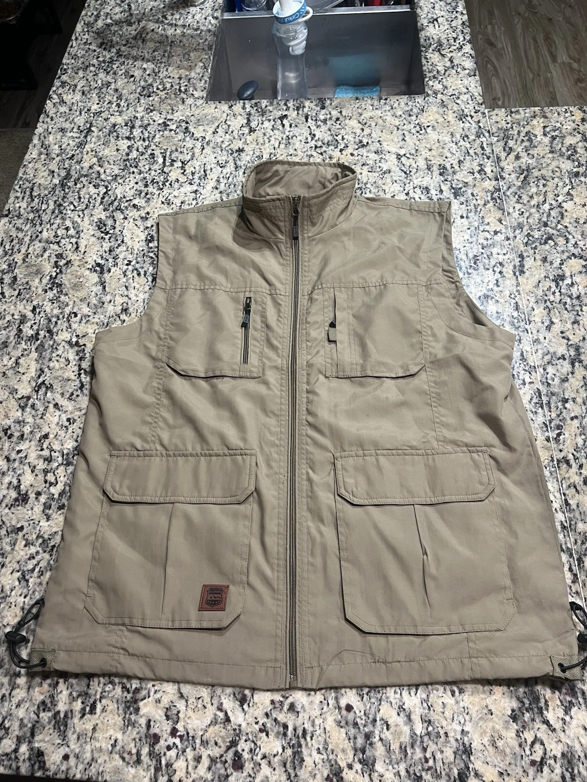Outdoor Mesh Mens Medium Trout Fishing Tackle Vest Khaki Tan Zipper Size 3XL
Opens in a new window o