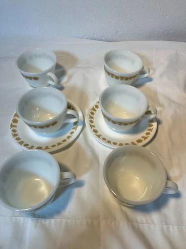 VTG 8 Pcs Corelle Pyrex BUTTERFLY GOLD Cups  + 2 Saucers