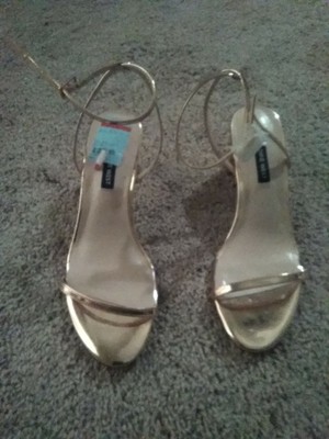 nine west rose gold sandals
