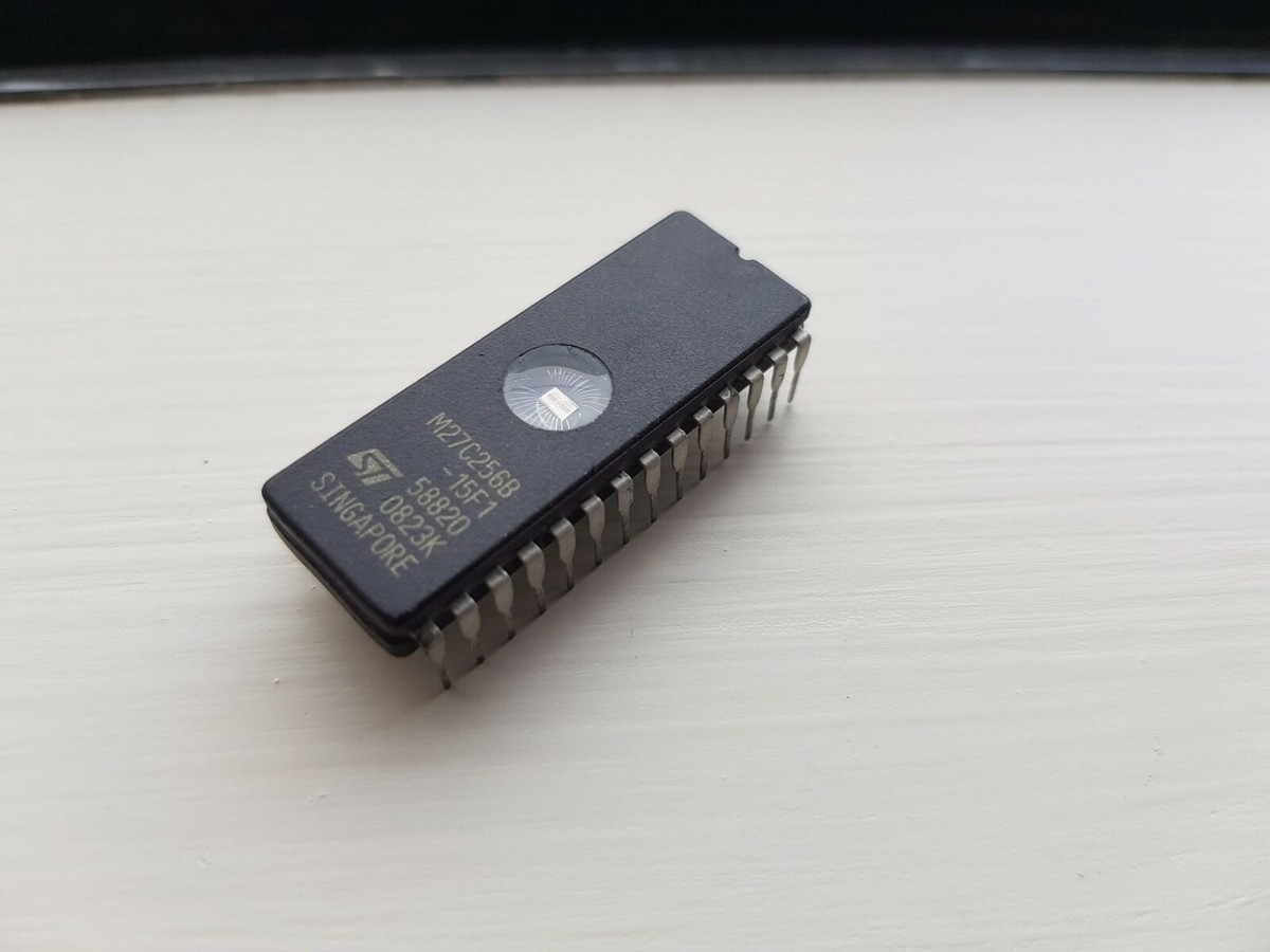 【新品】EP-ROM ナショナルセミコンダクター　NM27C256Q 27C256 32K EPROM - Programmed | eBay