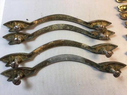 Vintage mid century modern drawer pulls brass - Picture 6 of 8