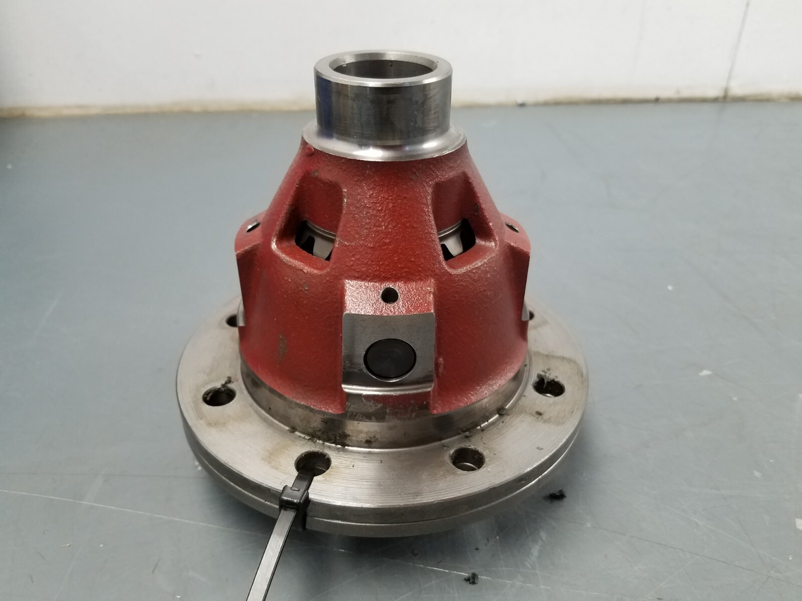 Lamborghini Gallardo  OEM Front Differential Carrier #7605 B5