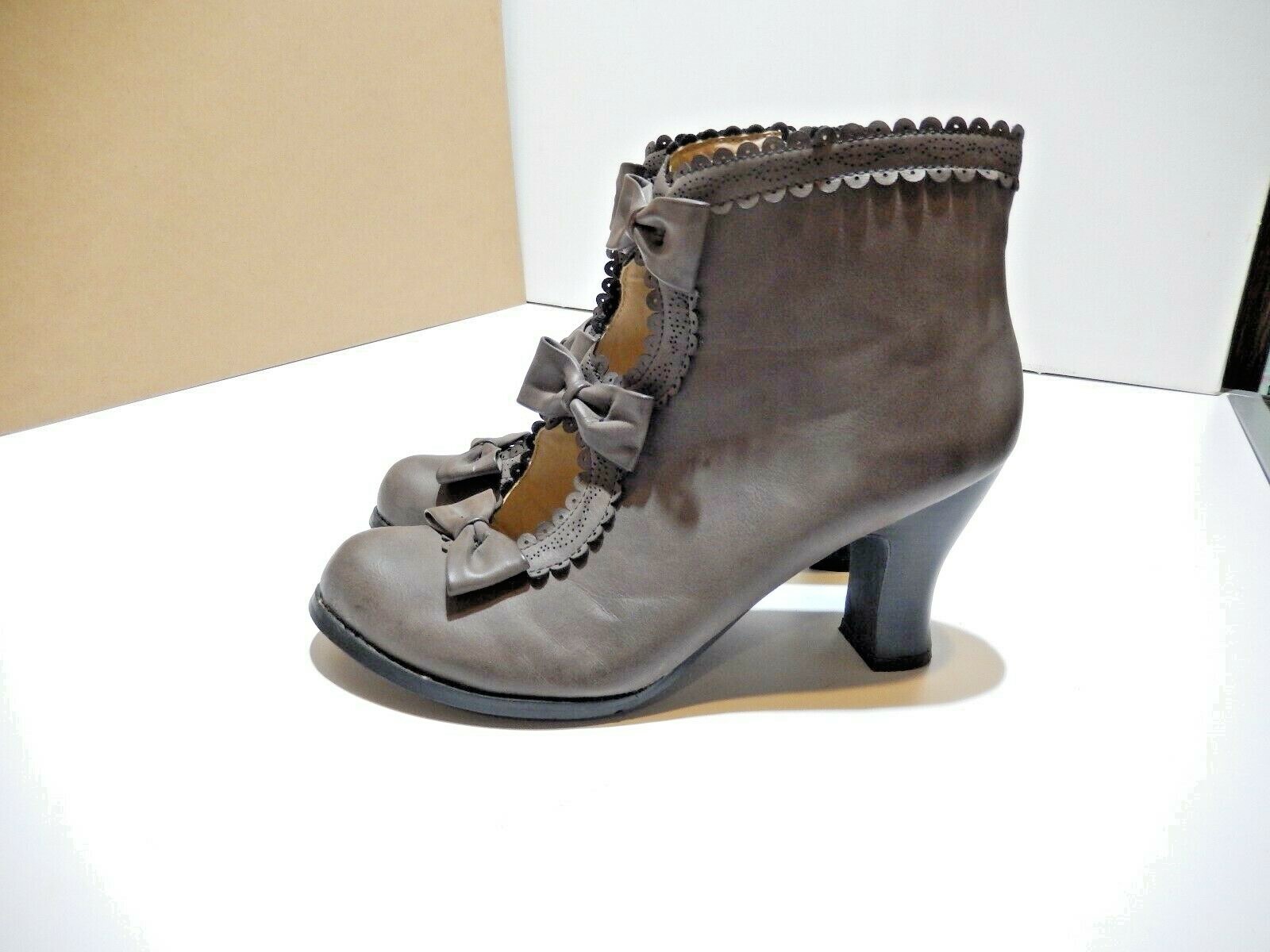 dolce boots by mojo moxy