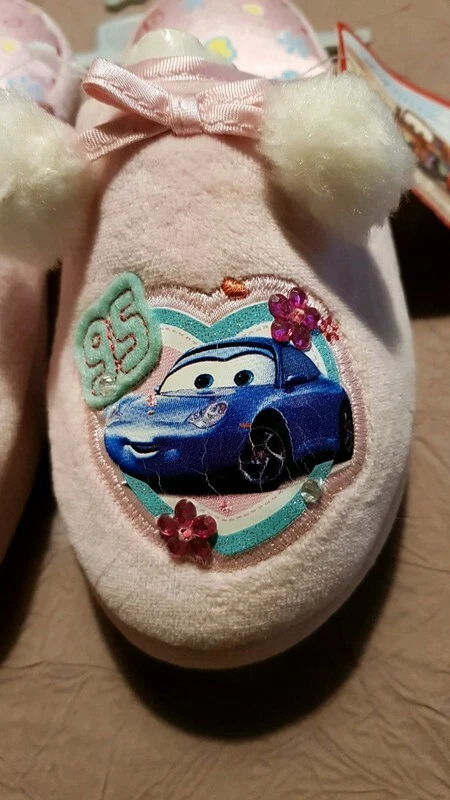 Chaussons cars 2025