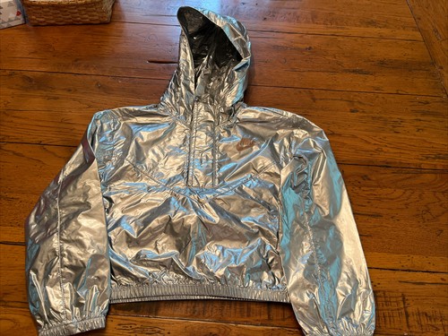NWT NIKE Girl's Metallic Cool Silver Gray 1/4 Zip Logo Hoodie Size 6
