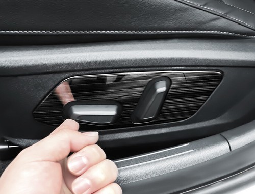 Asiento de titanio negro para Hyundai Elantra 21-2022 ajuste manija botón panel moldura - Imagen 5 de 8
