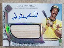2024 Topps Transcendent Collection Dave Winfield Auto Relic Bat 1/1 Padres