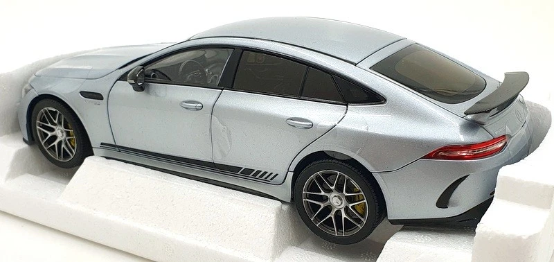 Литая модель Norev в масштабе 1:18 183444 — Mercedes-AMG GT 63 S 4Matic 2021 — серебристая - Изображение 2 из 4