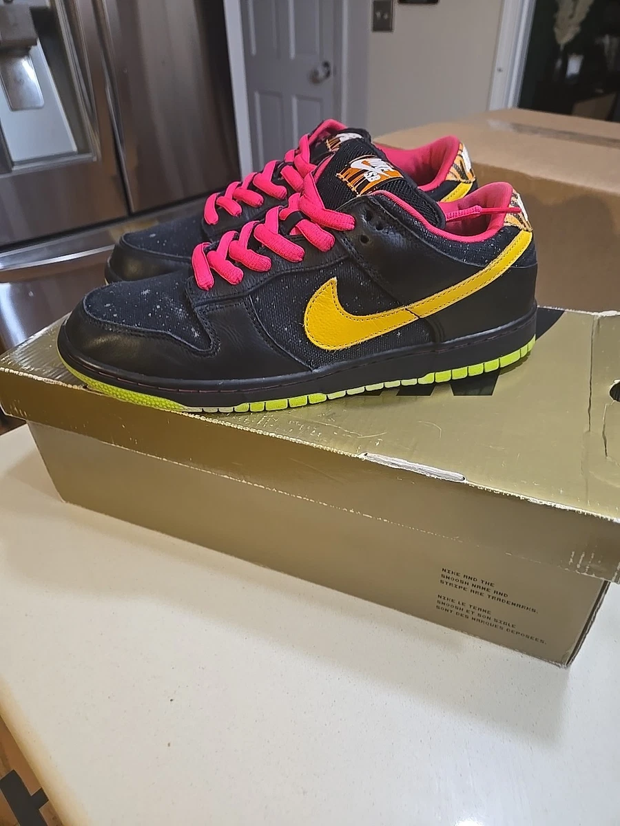 Nike Dunk Premium SB Low Space Tiger for Sale | Authenticity