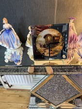 Gypsy Waggon On The Road Shelf