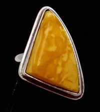 Vintage Poland Sterling Silver Butterscotch Egg Yolk Amber Modernist Ring 27174