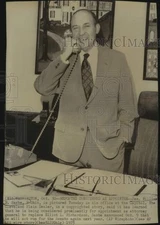 1973 Press Photo Senator William B. Saxbe pictured in his office, Washington