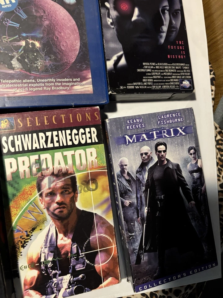 Huge VHS Lot Horror Sci Fi ray bradbury matrix predator jaws werewolf rare Foto 4 de 4