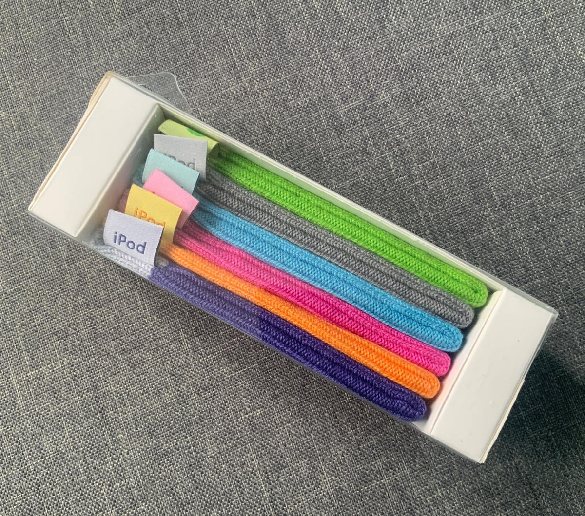 Apple iPod Genuine Socks New Sealed UNIQUE 2000appletree® | eBay