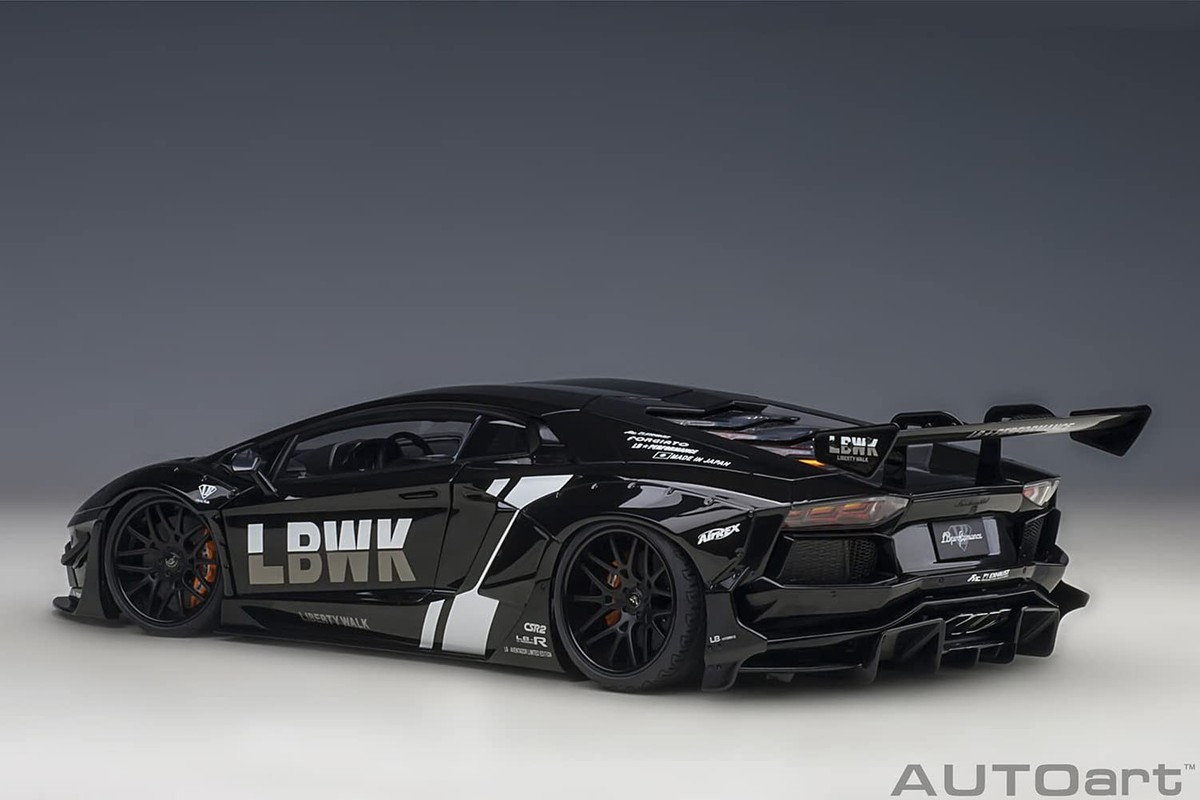 AUTOart 1/18 LIBERTY WALK LB-WORKS Lamborghini Aventador Limited