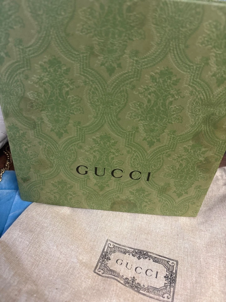 Gucci Pequeño Marmont Bucket Monedero con Cartera Foto 4 de 4