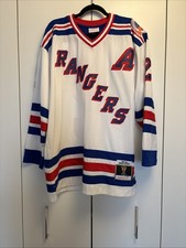 Brian Leetch Cards, Rookie Cards and Autographed Memorabilia Guide 23