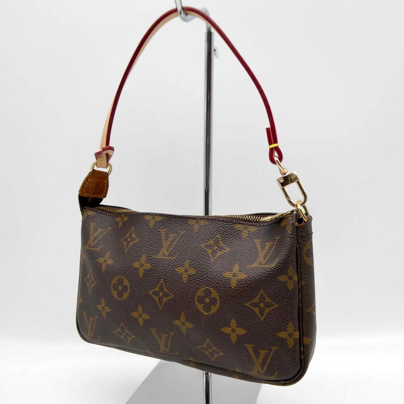 Louis Vuitton Pochette Accessoires Hand Bag PVC Leather M51980 Monogram 718