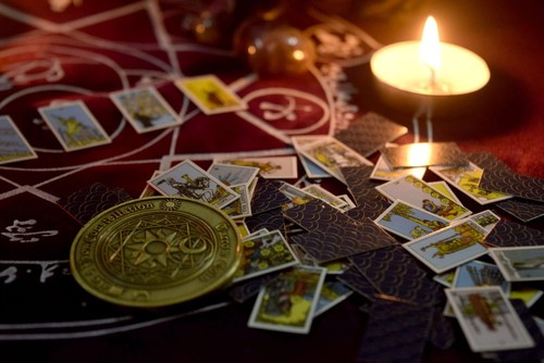 Mini Tarot Card Deck– Full 78 card deck with Minor & Major Arcana in Pocket Size - Picture 8 of 9