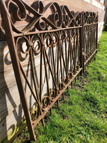 Set of 2 Vintage Industrial Decorative Iron Window Guard Grate Garden Gates - 第 11/22 張圖片