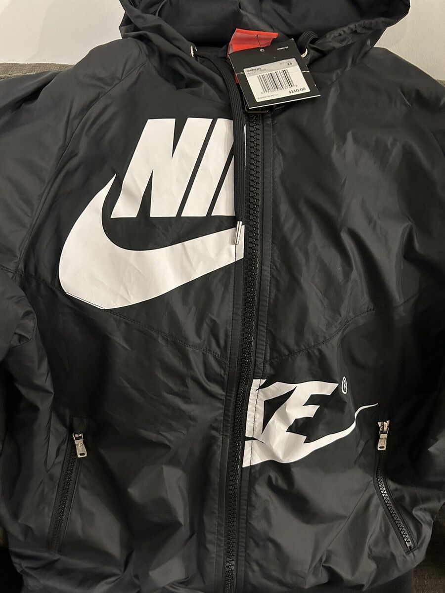 $110 Nike Windrunner Jacket GX Black / White AJ2974-010 $110 Nike Windrunner Jacket GX Black / White AJ2974-010