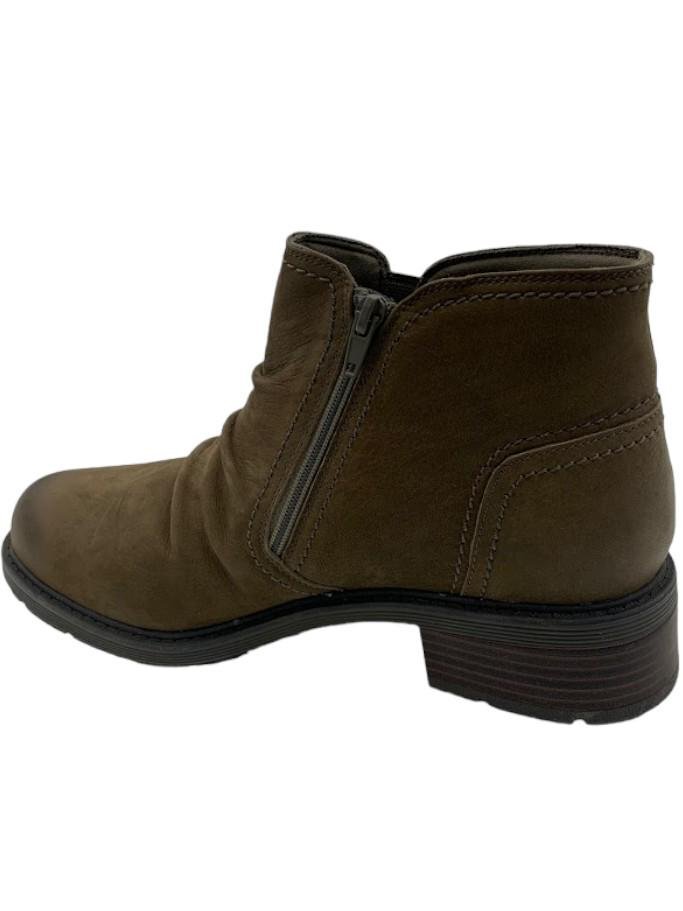 Clarks Collection Leather Ankle Boot Hearth Fay O… - image 3