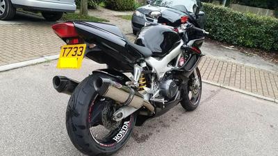Honda VTR1000 Firestorm Edelstahl Tri-Oval Carbon Auslass Straßenzulassung Auspuff Dose