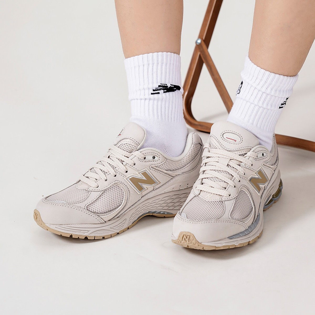 New Balance 2002R ML2002R3 ベージュ 24.5 New Balance 2002R ML2002R3 ベージュ 24.5