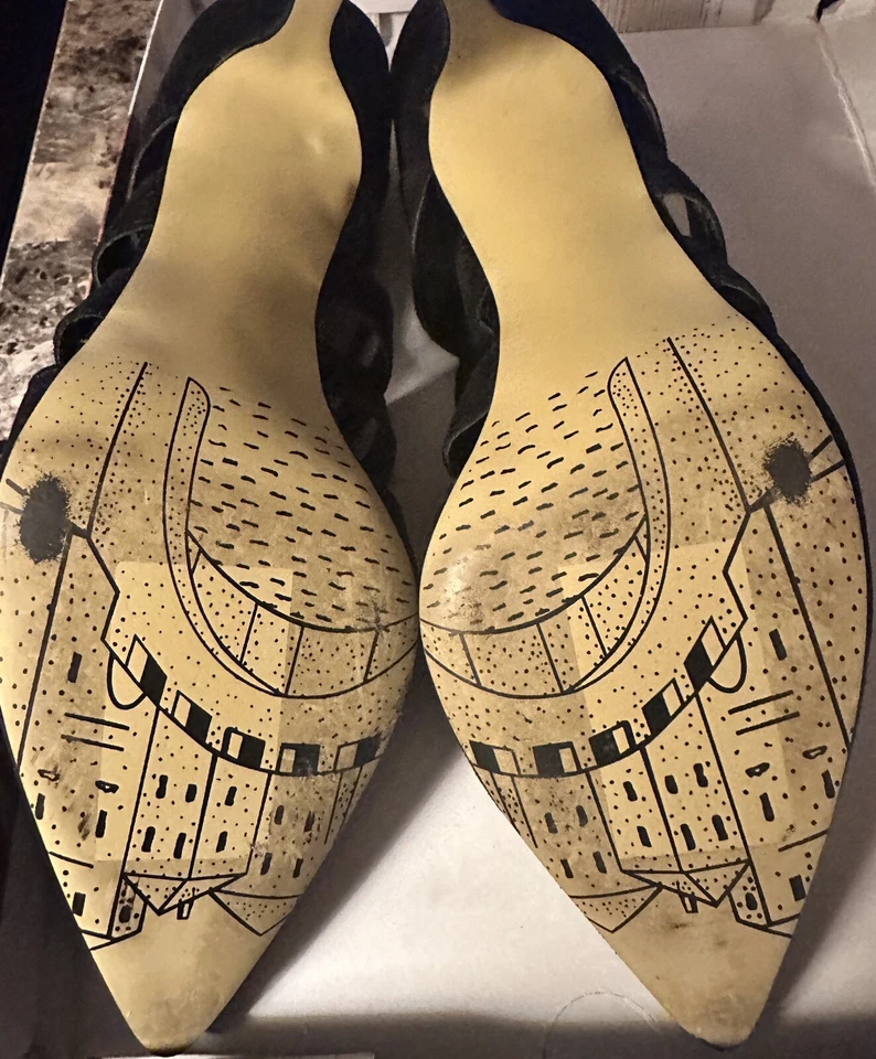 Bella Vita Dylan Black Suede Heeled Pumps Sexy Classy Pointed Shoes Black 8 M - Image 3 of 4