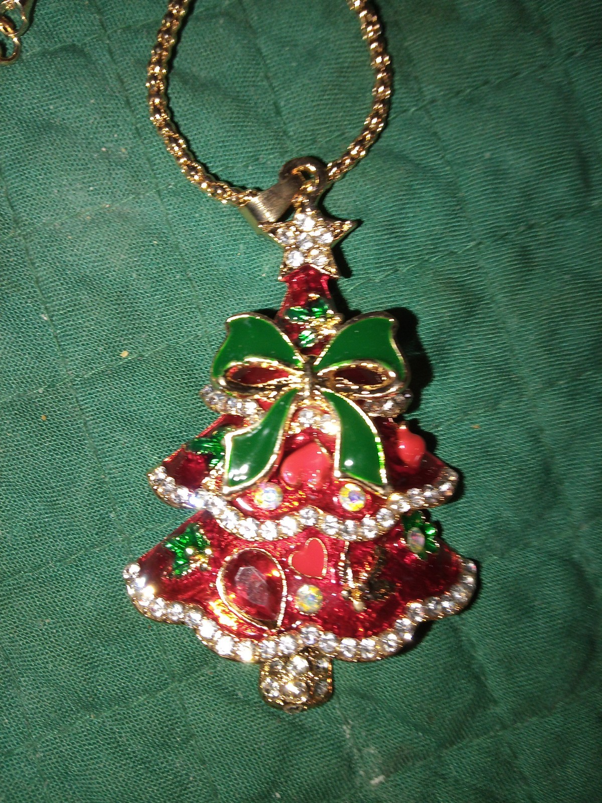 New Betsey Johnson Red Christmas Tree Pendant Necklace