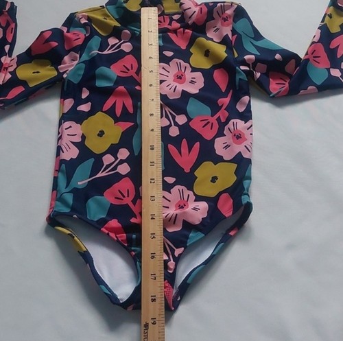 Costume da bagno Simple Joys by Carters floreale manica lunga bambina taglia 5 - Foto 3 di 8