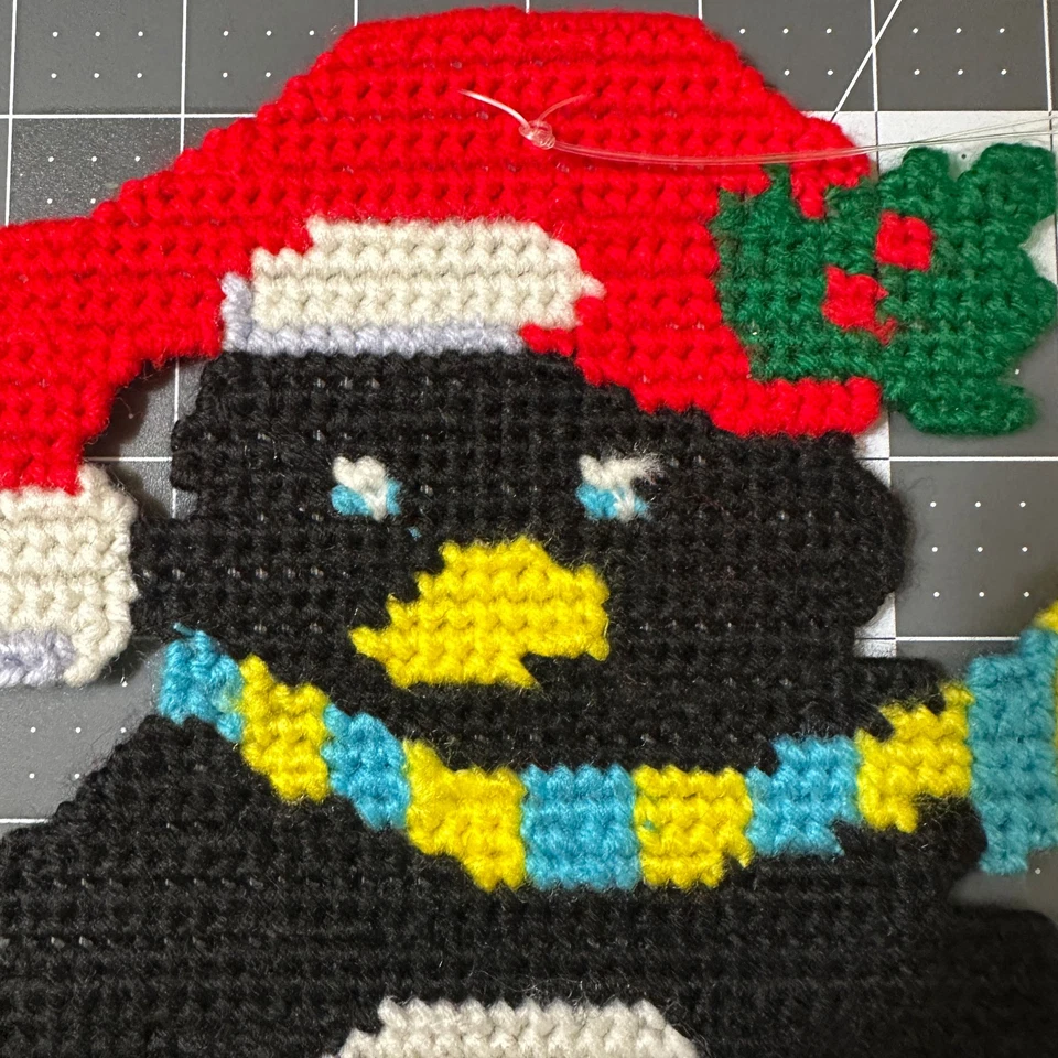 2 Completed Design Works Christmas Penguin Plastic Canvas Yarn Wall Decor - Image 4 of 4
