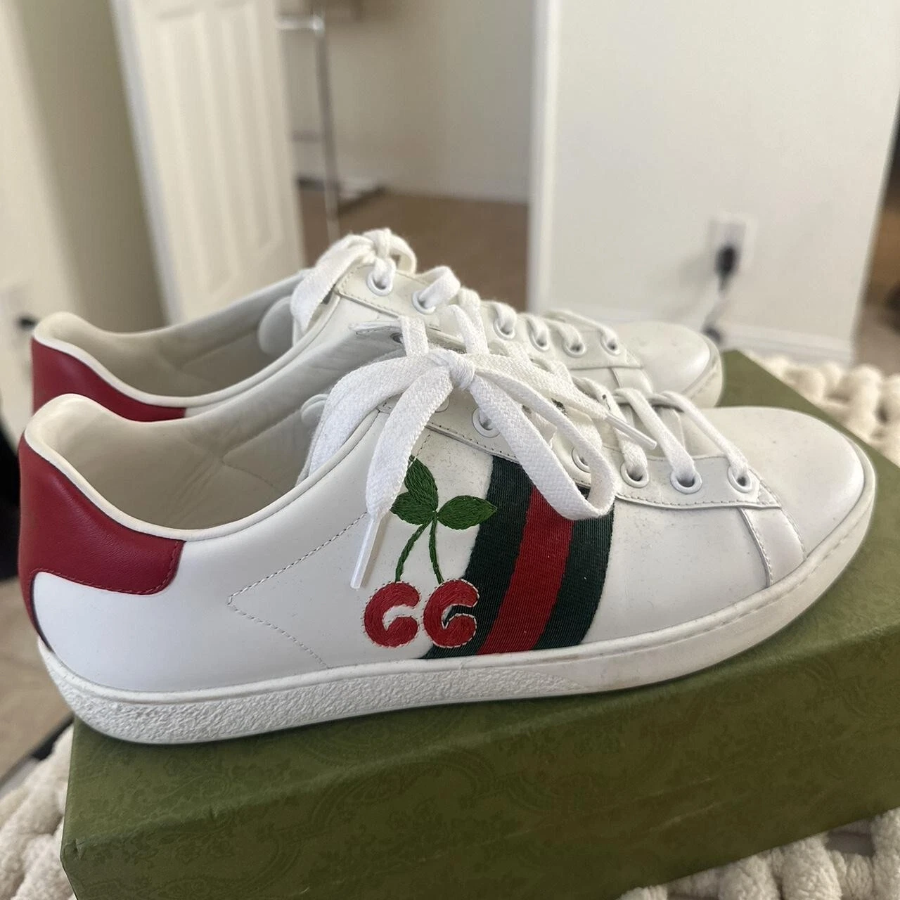 Chaussures de conseil femme GUCCI ACE mode cerise neuves