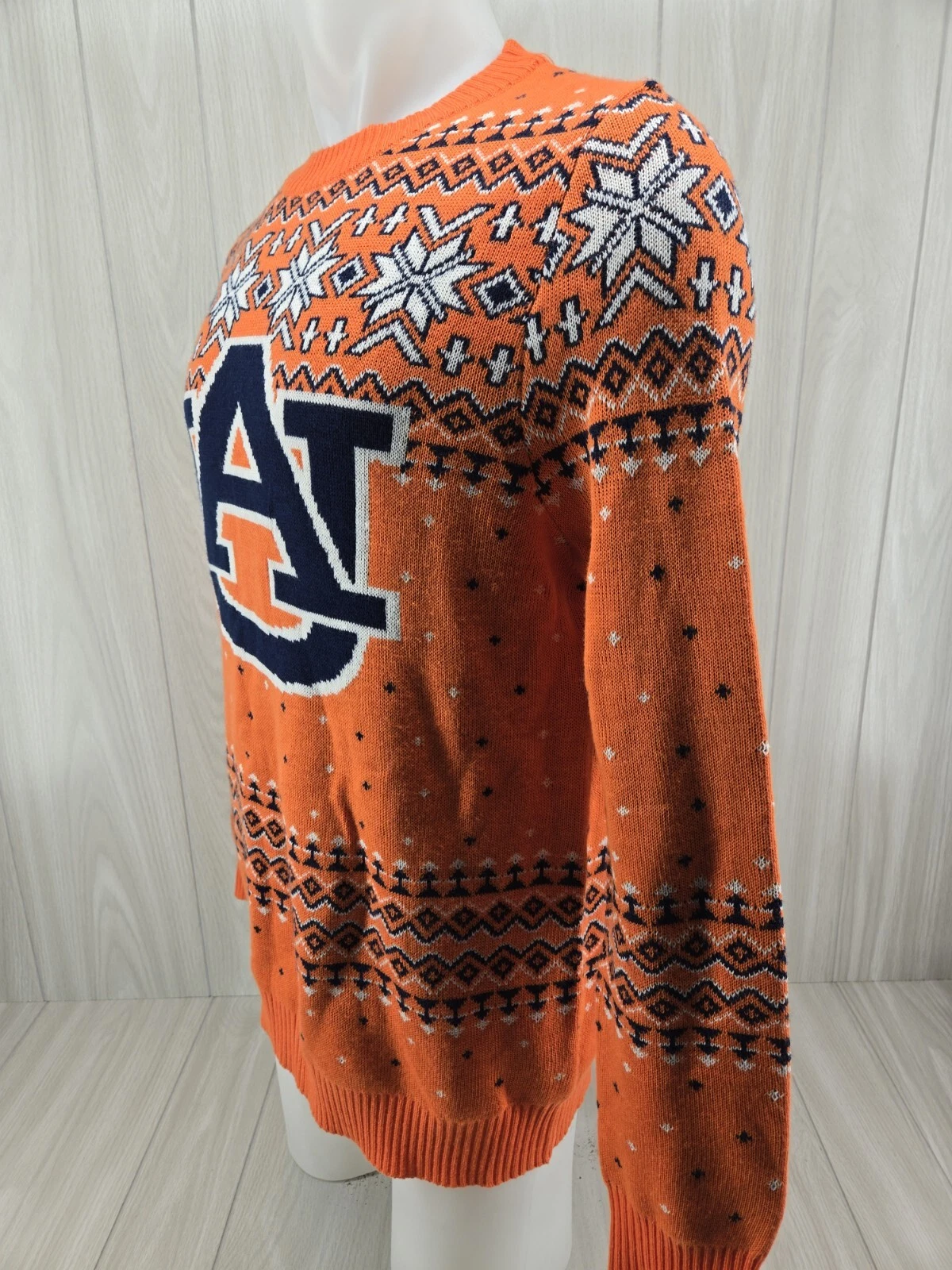 Auburn Tigers UA Christmas Holiday Sweater Size Large Campus Specialties