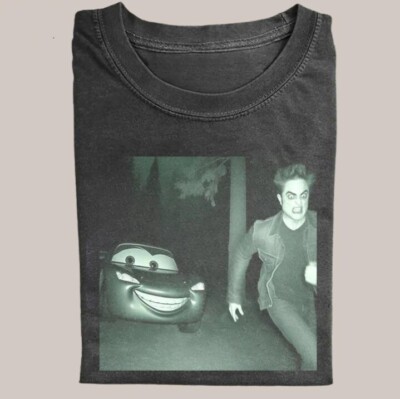 Twilight Vintage Tee - Edward Cullen Run Meme T-Shirt Unisex Streetwear for Men