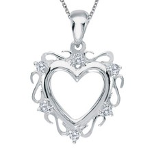 14K White Gold Diamond Heart Pendant with 18" Chain