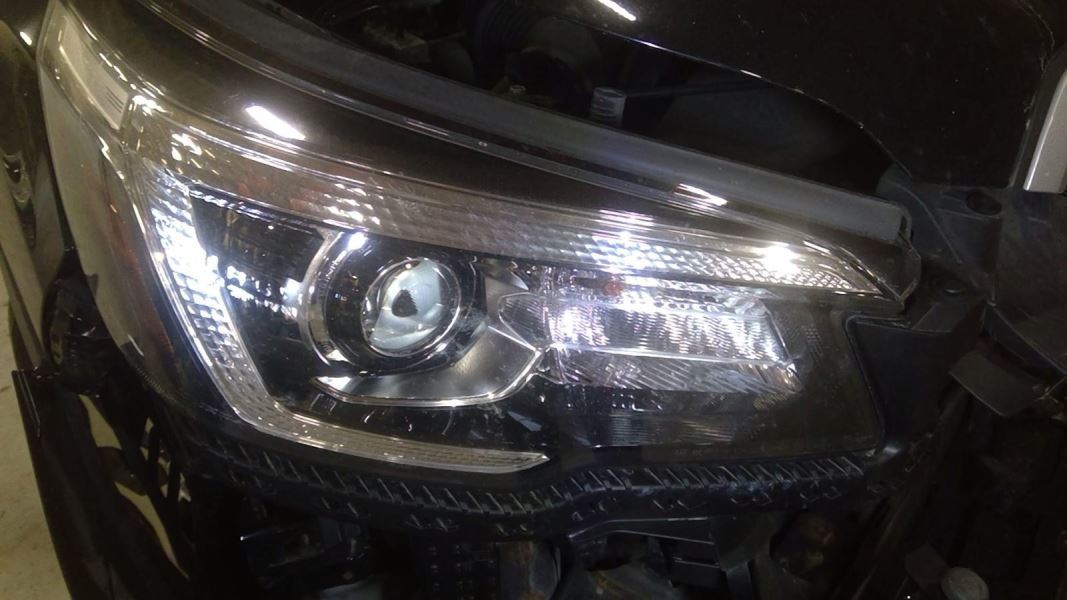 Passenger Headlight LED Projection Without Adaptive Fits 19-20 FORESTER 1369345