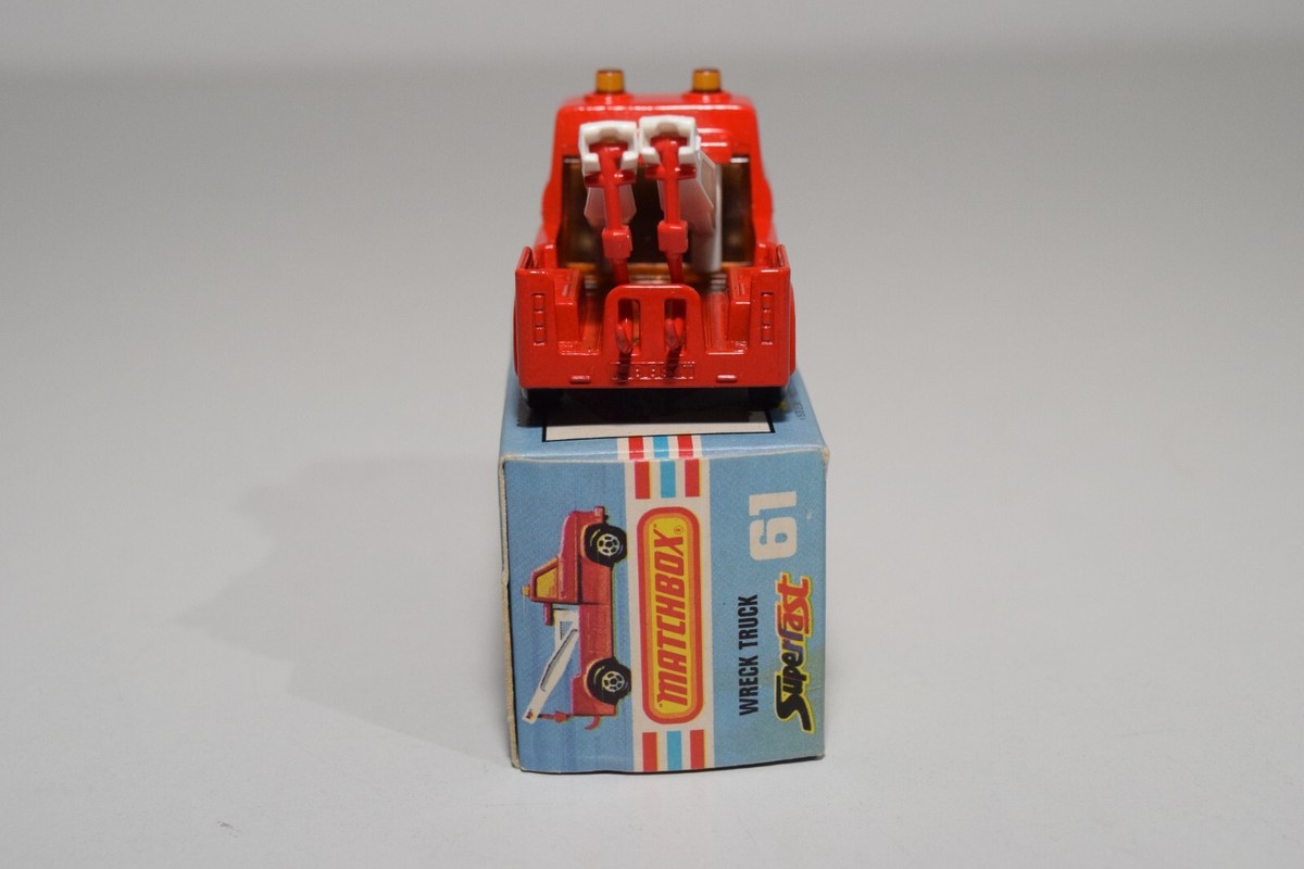 B11 1:64 3 INCH MATCHBOX LESNEY SUPERFAST 68 COSMOBIL MET