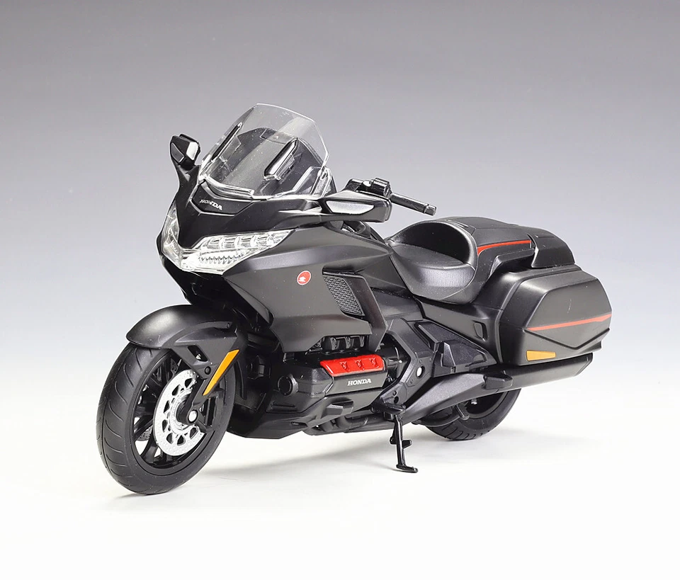 Welly 1:12 Honda Gold Wing Motorcycle Bike Model New in Box - Image 3 of 4