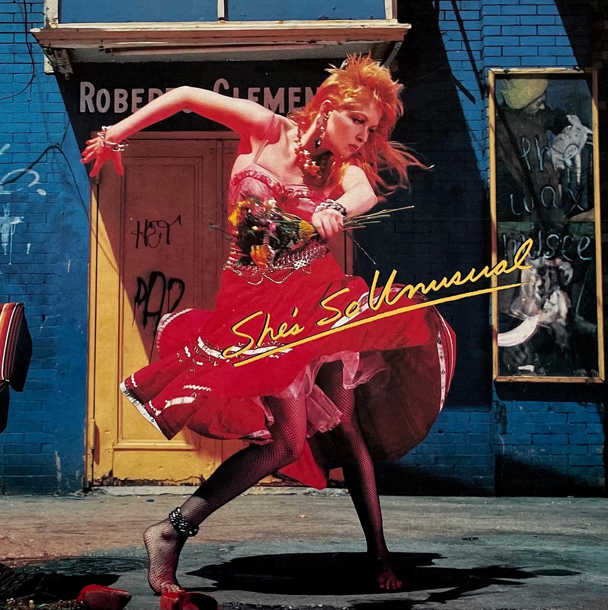 MINT!! Vtg 1983 CYNDI LAUPER Album SHES SO UNUSUAL Lp 1ST PRESSING